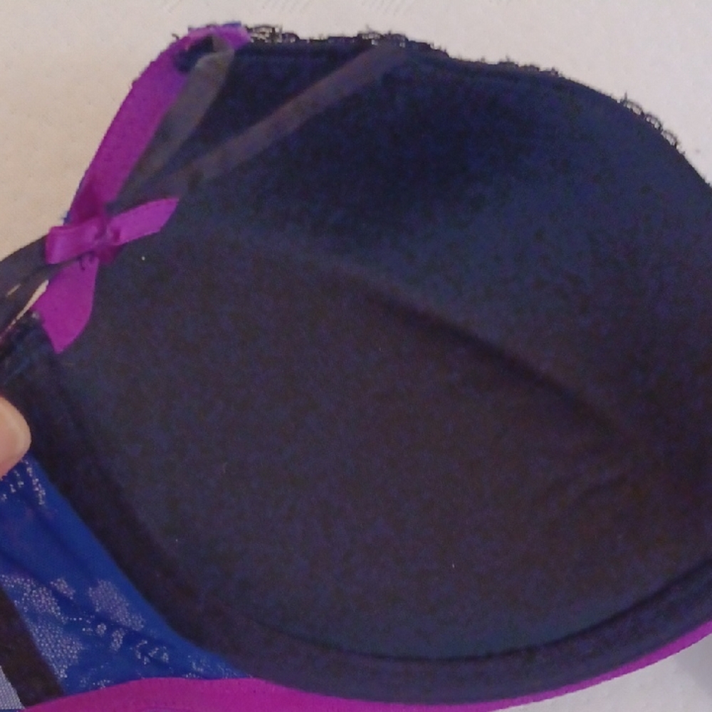 Blue and Black Lace Bra - Picture 3 of 7